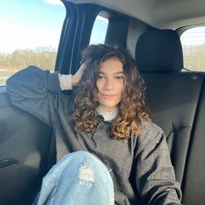 Meet your Posher, Tori